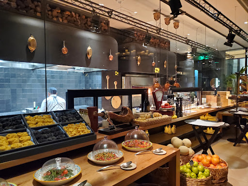 Novikov Beverly Hills