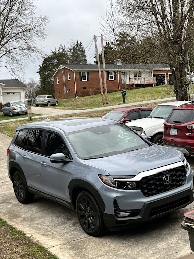 Honda Dealer «Flow Honda in Winston Salem», reviews and photos, 2600 Peters Creek Pkwy, Winston-Salem, NC 27127, USA