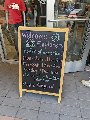 Clothing Store «The North Face Outlet», reviews and photos, 3790 Livermore Outlets Dr, Livermore, CA 94551, USA