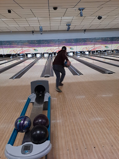 Bowling Alley «Shore Lanes», reviews and photos, 31100 Harper Ave, St Clair Shores, MI 48082, USA