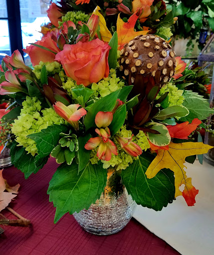 Florist «Bakanas Flowers And Gifts», reviews and photos, 27 N Maple Ave, Marlton, NJ 08053, USA