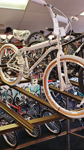 Bicycle Store «Fresno Schwinn», reviews and photos, 2444 Ashlan Ave, Fresno, CA 93726, USA