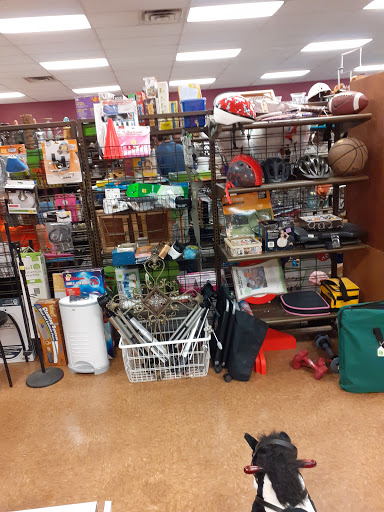 Thrift Store «Discover Goodwill West Retail Center», reviews and photos