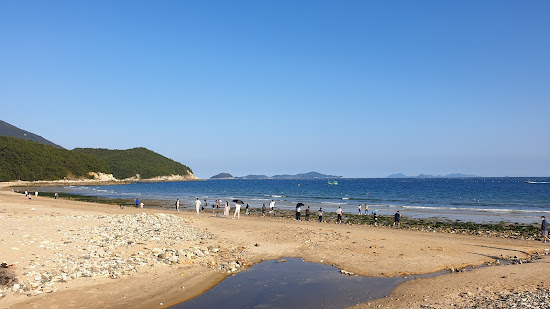 Ikgeum Beach