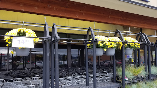 Grocery Store «Quality Food Center», reviews and photos, 1009 Monroe Ave, Enumclaw, WA 98022, USA