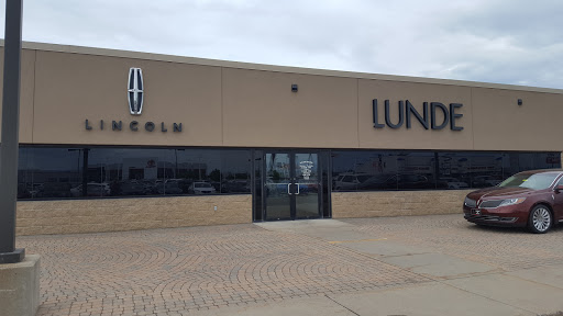 Car Dealer «Lunde Auto Center», reviews and photos, 140 40th St S, Fargo, ND 58103, USA