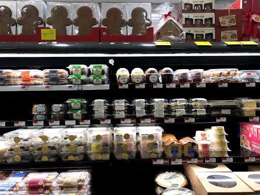 Grocery Store «Whole Foods Market», reviews and photos, 90 E Putnam Ave, Greenwich, CT 06830, USA