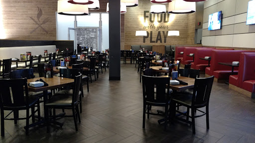 Sports Bar «Dave & Busters», reviews and photos