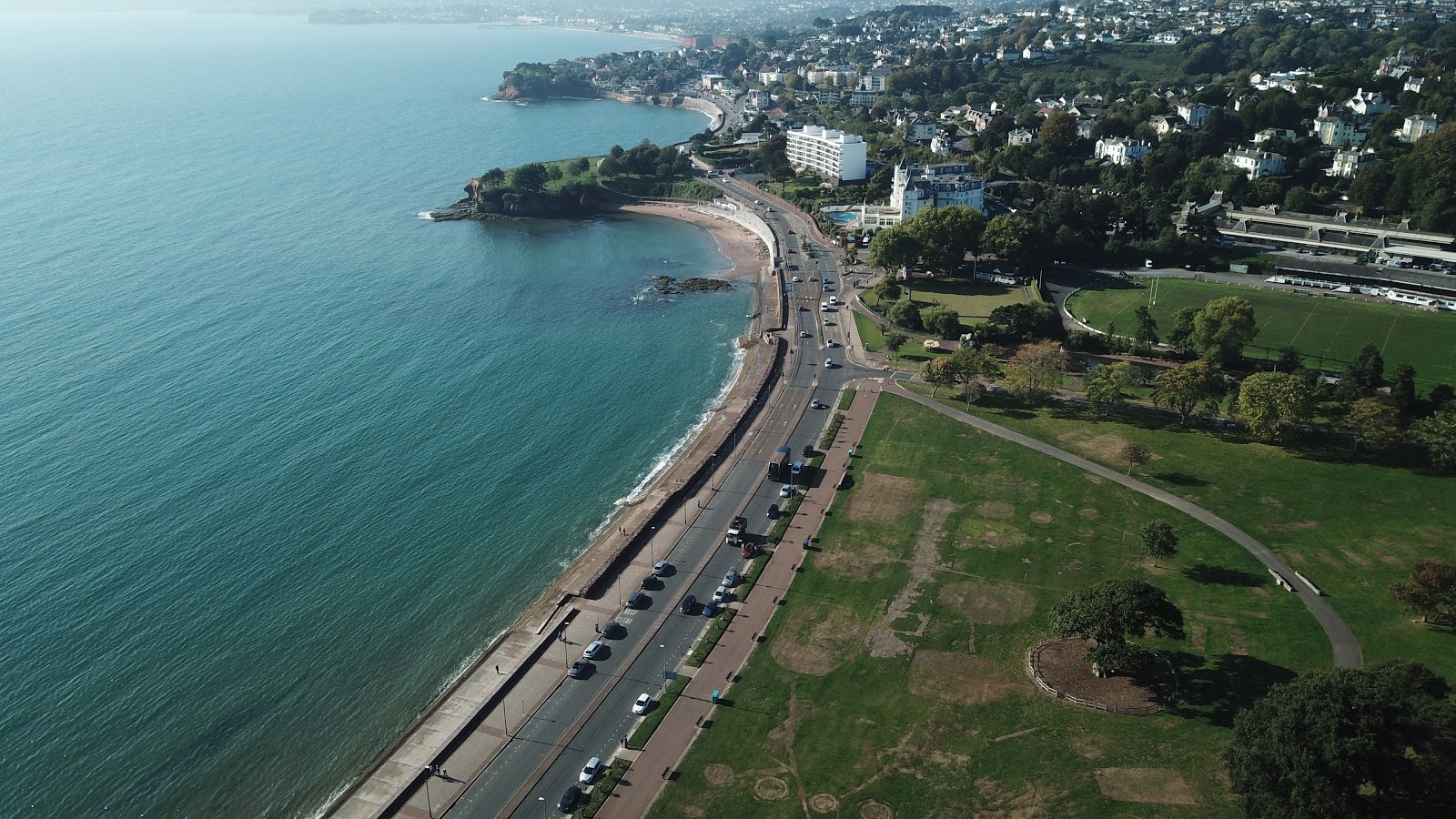 Foto di Corbyn beach e l'insediamento