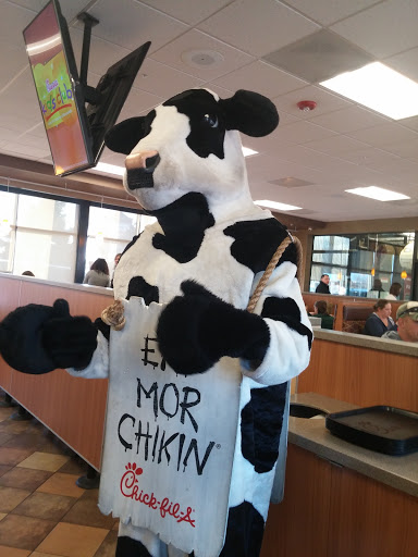 Fast Food Restaurant «Chick-fil-A», reviews and photos, 7925 Fountain Mesa Rd, Fountain, CO 80817, USA