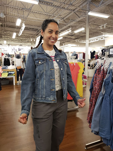 Clothing Store «Gap Outlet», reviews and photos, 1000 PA-611, Tannersville, PA 18372, USA