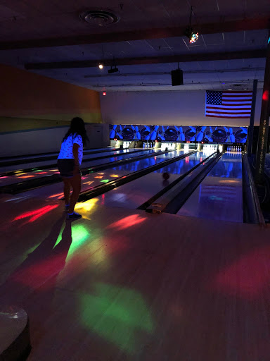 Bowling Alley «Oak Ridge Bowling Center», reviews and photos, 246 S Illinois Ave, Oak Ridge, TN 37830, USA
