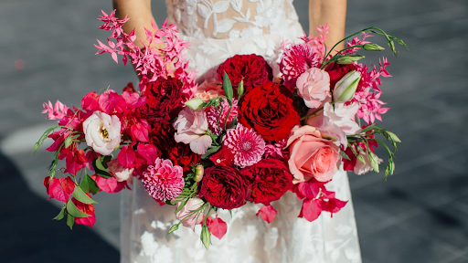 Florist «Bates Flowers by DZyne», reviews and photos, 813 4th Ave, Grinnell, IA 50112, USA