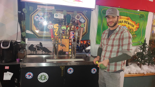 Outdoor Sports Store «Black Dome Mountain Sports», reviews and photos, 140 Tunnel Rd, Asheville, NC 28805, USA