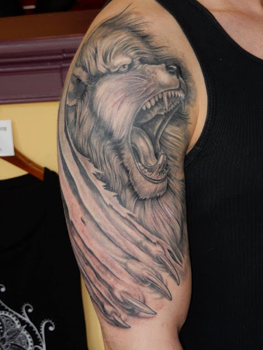 Tattoo Shop «Sanctuary Tattoo & Art Gallery», reviews and photos, 31 Forest Ave, Portland, ME 04101, USA