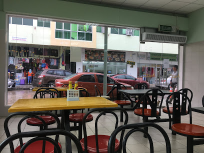 Ayamku Restaurant - VWHV+Q56, Jln Lumapas, Bandar Seri Begawan, Brunei