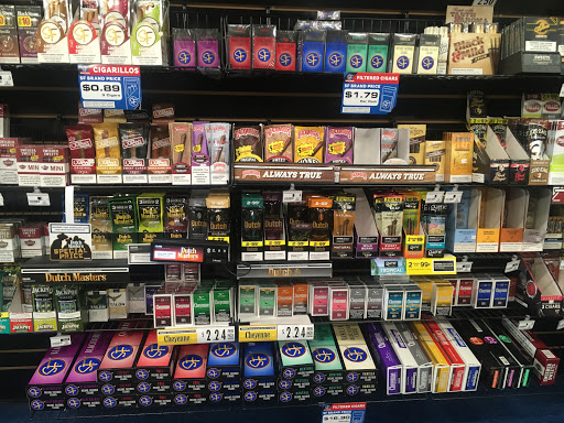 Tobacco Shop «Smoker Friendly / Gasamat», reviews and photos, 2698 S Parker Rd, Aurora, CO 80014, USA