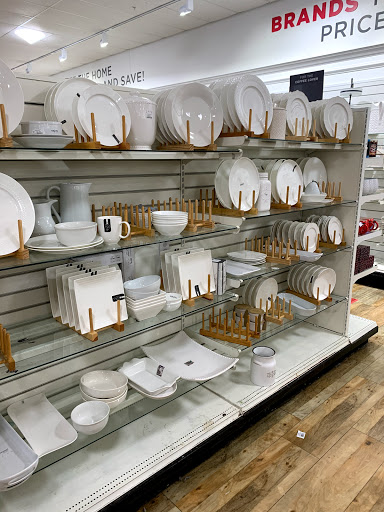 Department Store «HomeGoods», reviews and photos, 205 E Rte 59, Nanuet, NY 10954, USA