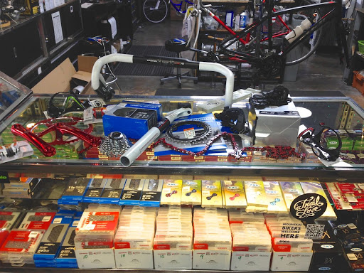 Bicycle Store «I Cycle Bike Shop», reviews and photos, 2040 E T C Jester Blvd, Houston, TX 77008, USA