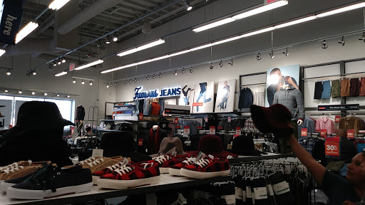 Clothing Store «Old Navy», reviews and photos, 3470 W Century Blvd, Inglewood, CA 90303, USA