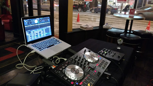 Movie Theater «The Logan Theatre», reviews and photos, 2646 N Milwaukee Ave, Chicago, IL 60647, USA