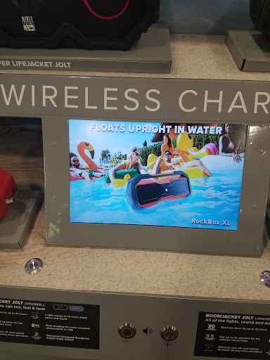 Electronics Store «Best Buy», reviews and photos, 32320 John R Rd, Madison Heights, MI 48071, USA