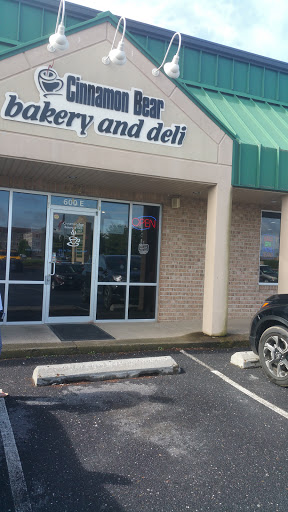 Bakery «Cinnamon Bear Bakery & Deli», reviews and photos, 600 University Blvd, Harrisonburg, VA 22801, USA