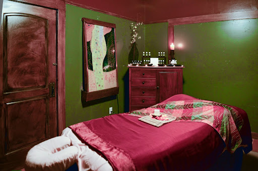 Beauty Salon «Strands Aveda Salon and Spa», reviews and photos, Strands Aveda Salon and Spa, 3271 Folsom Blvd, Sacramento, CA 95816, USA