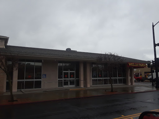 Bank «Wells Fargo Bank», reviews and photos