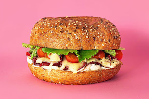 Photo n°14 de Bagel Corner - Bagels - Donuts - Café à Houssen ()