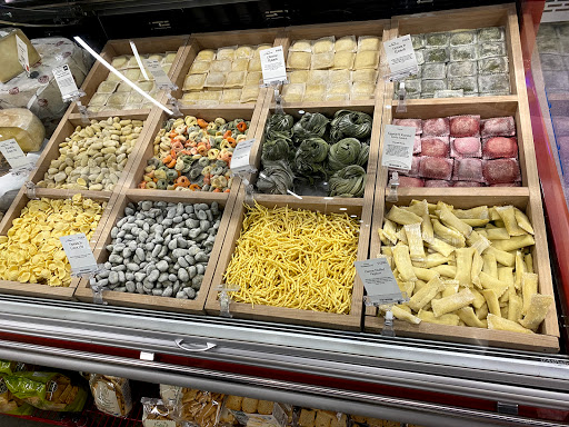 Grocery Store «Whole Foods Market», reviews and photos, 214 3rd St, Brooklyn, NY 11215, USA