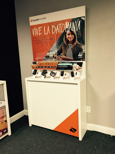Cell Phone Store «Boost Mobile by Infinity Wireless Plus», reviews and photos, 522 S Clinton Ave, Trenton, NJ 08611, USA