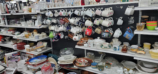 Thrift Store «Auburn Valley Humane Society Thrift Store», reviews and photos, 1123 E Main St, Auburn, WA 98002, USA