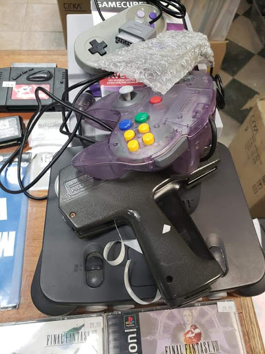 Video Game Store «M & J Video Games & Sports Collectibles», reviews and photos, 1049 Queen St, Southington, CT 06489, USA