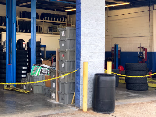 Car Repair and Maintenance «Pep Boys Auto Service & Tire», reviews and photos, 1749 E Main St, Prattville, AL 36066, USA