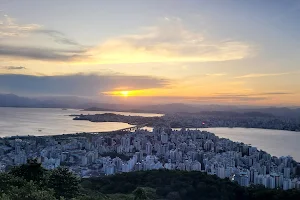 Mirante do Morro da Cruz image