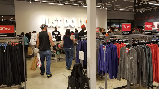 Clothing Store «Nike Factory Store», reviews and photos, 2210 Tanger Blvd #225, Gonzales, LA 70737, USA