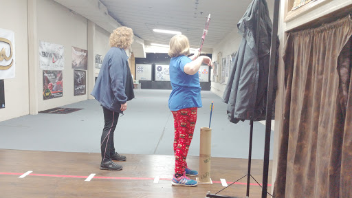 Sporting Goods Store «Cutting Edge Sporting Goods-In», reviews and photos, 206 W Main St, Greensburg, IN 47240, USA