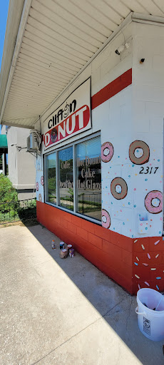 Donut Shop «Clifton Donut Shop», reviews and photos, 2317 Brownsboro Rd, Louisville, KY 40206, USA