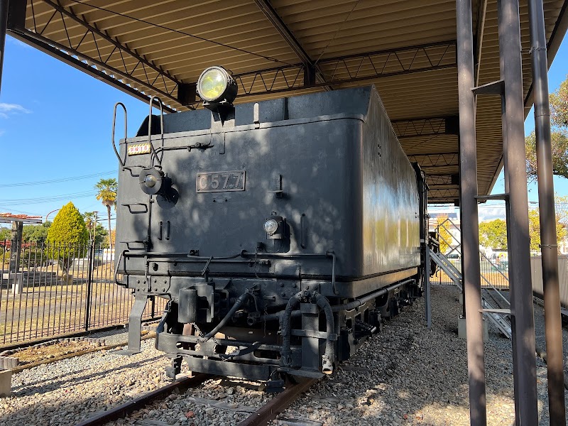 蒸気機関車C57 7号機