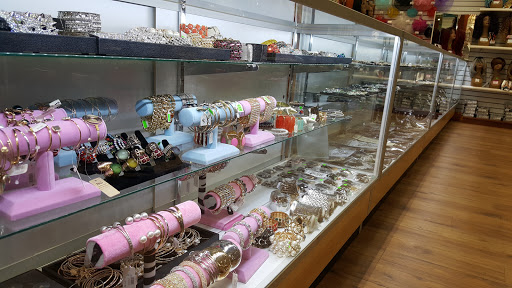 Beauty Supply Store «iBeauty Supply», reviews and photos, 3233 Avent Ferry Rd, Raleigh, NC 27606, USA