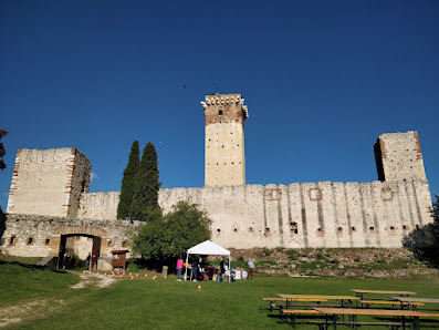 Castello di Montorio Via Castel Montorio, 10, 37141 Verona VR, Italia