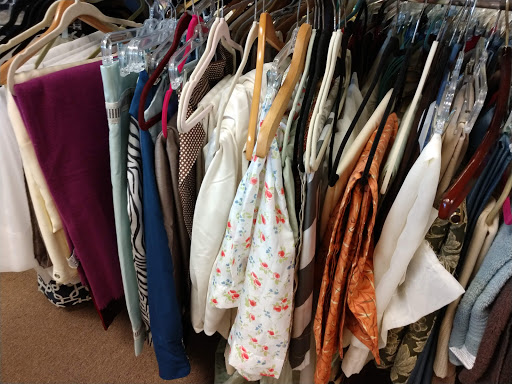 Thrift Store «The Treasure Hound», reviews and photos, 14508 Old Lee Rd, Chantilly, VA 20151, USA