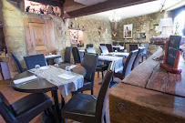 Atmosphère du Restaurant Grill de la Tour à Bar-le-Duc - n°9