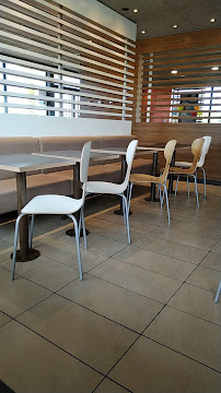 Atmosphère du Restauration rapide McDonald's à Bréal-sous-Montfort - n°5