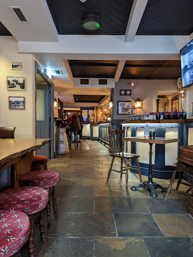 Casey's Bar and Restaurant