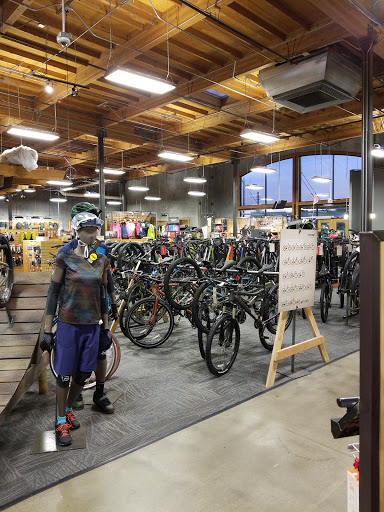 Camping Store «REI», reviews and photos, 1148 Galleria Blvd, Roseville, CA 95678, USA