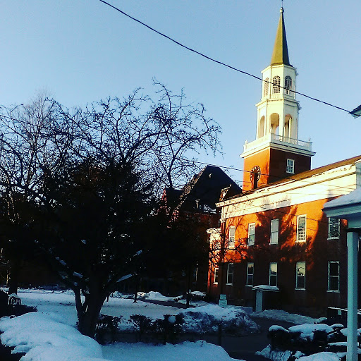 Chittenden Emergency Food Shelf, 228 N Winooski Ave, Burlington, VT 05401, Social Services Organization