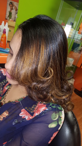 Beauty Salon «Perfect Hair Salon Dominican Style», reviews and photos, 86 York Rd, Willow Grove, PA 19090, USA