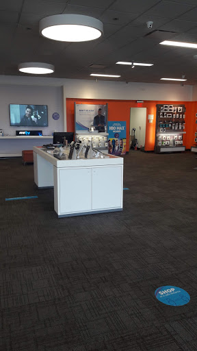 Cell Phone Store «AT&T», reviews and photos, 8601 Columbus Pike, Lewis Center, OH 43035, USA